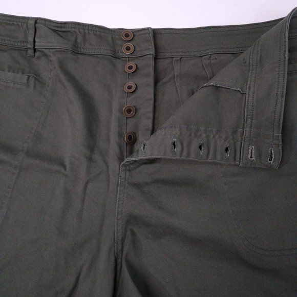 AVA & VIV Midi Button Fly Denim 26W High Rise Shorts Green Casual Comfort - NWT - Picture 3 of 5